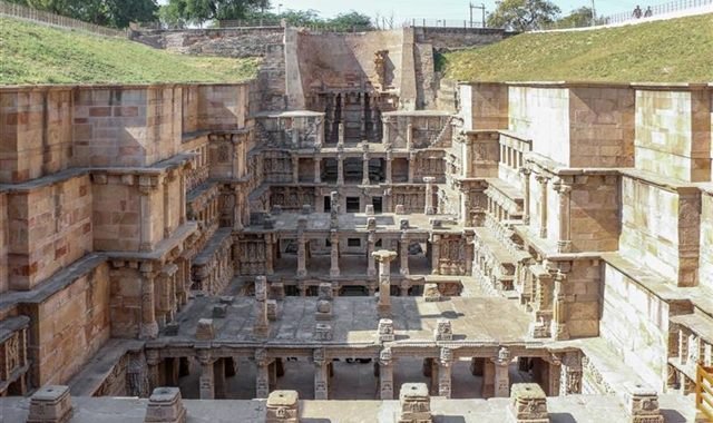 Vedic Astrologer in Gujarat — Cosmos